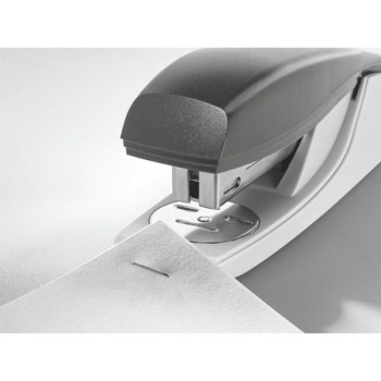 Zszywacz NeXXt Recycle 30 kartek niebieski 56040035 LEITZ