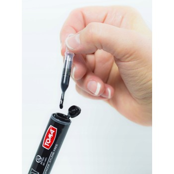 Marker permanentny ścięty czarny ARTLINE TO-221 TOMA